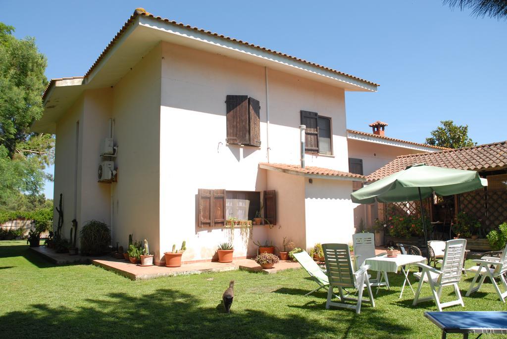 B&B Fra E Fe Arborea Exterior foto